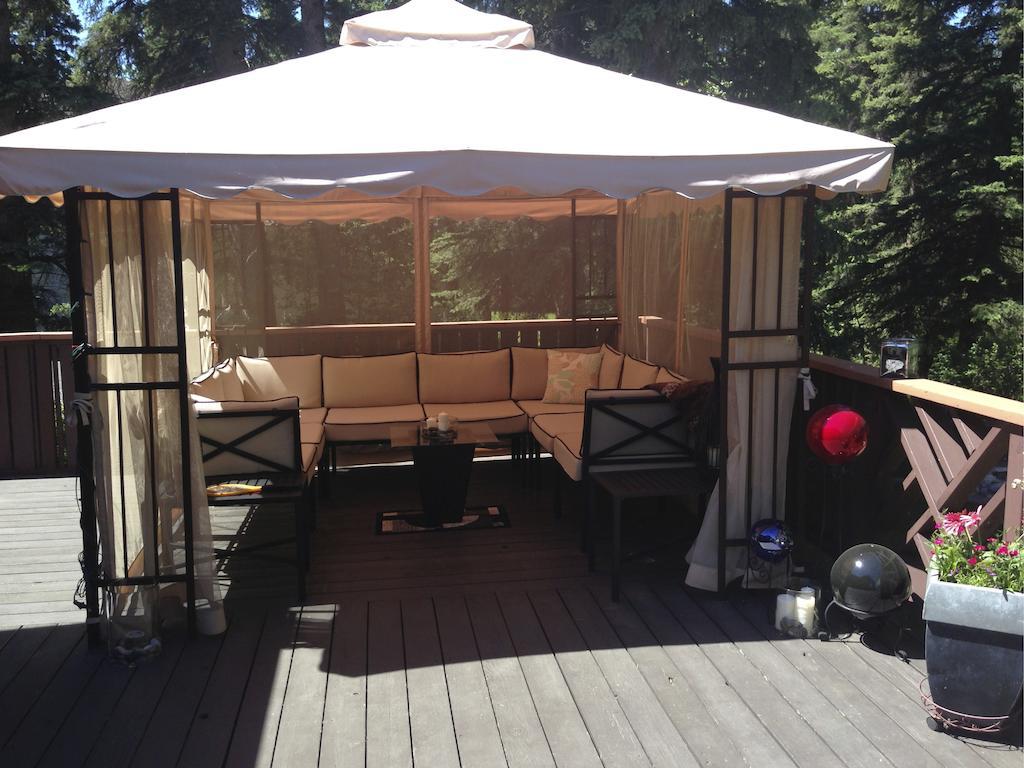 Bragg Creek Redwood Meadows Bed And Breakfast المظهر الخارجي الصورة